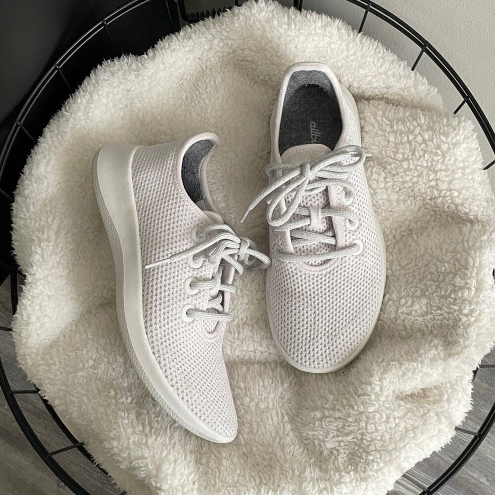 Allbirds Tree Runners Kaikoura White Lace Up Knit Casual Sneakers